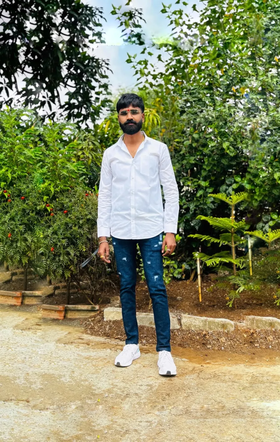 Ajay Vilas Khot, Executive